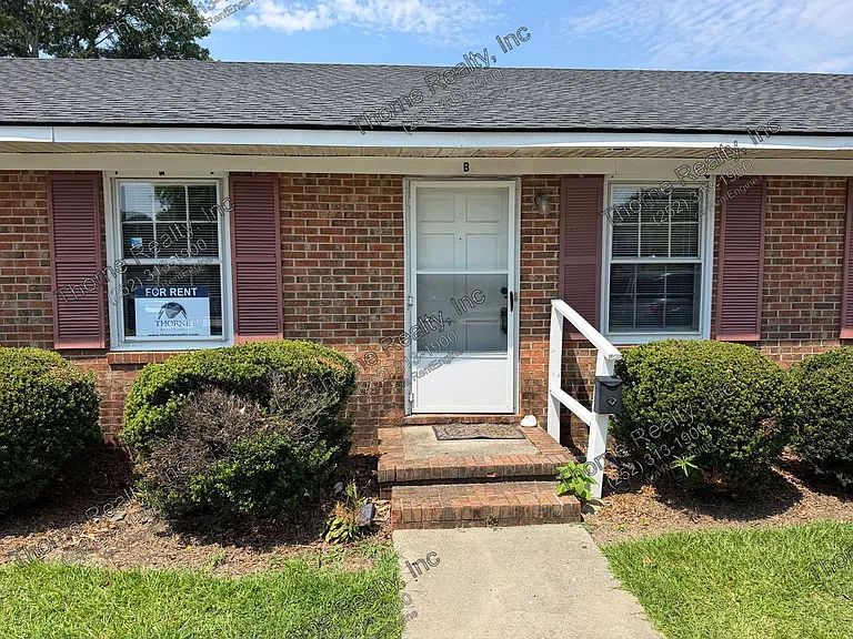 2206 Candlewood Dr SW #B — Photo 8