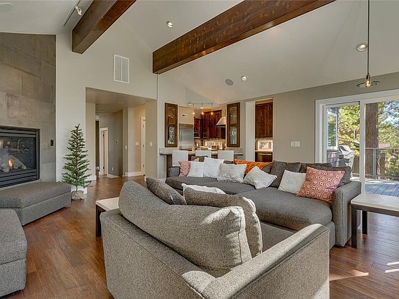 4th image of 539 Spencer Way