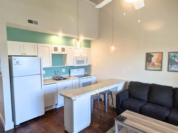 4470 E 3rd St, Bloomington, IN 47401
