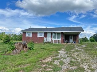 445 Dodd Dr, Savannah, TN 38372