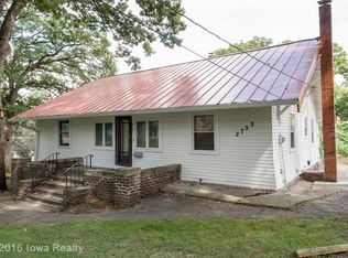 2733 Moyer St, Des Moines, IA 50310