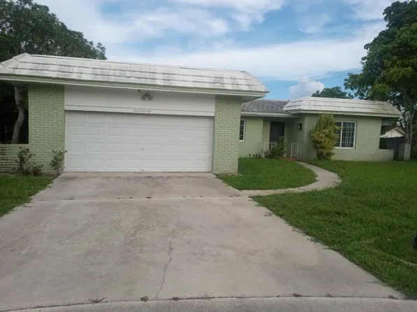 470 NW 45th Ter, Plantation, FL 33317
