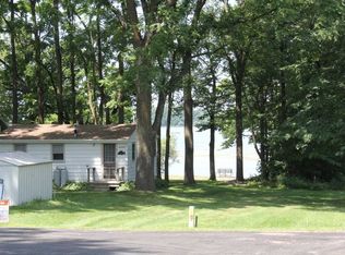 N11917 Brath Rd, Randolph, WI 53956