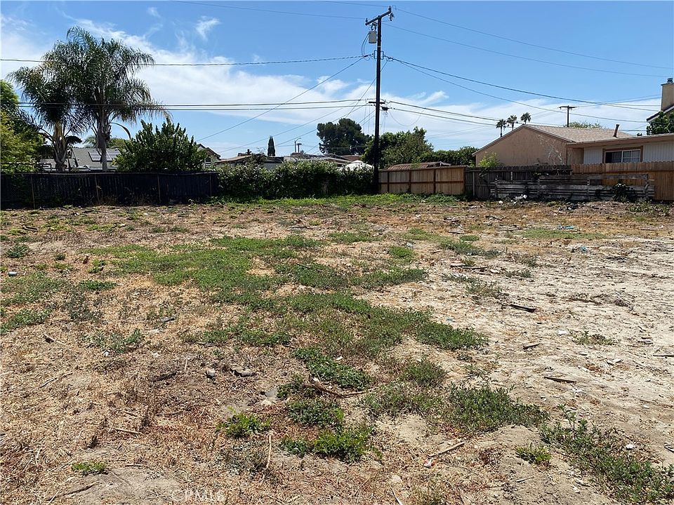 2nd image of 13062 Monroe St Lot 9