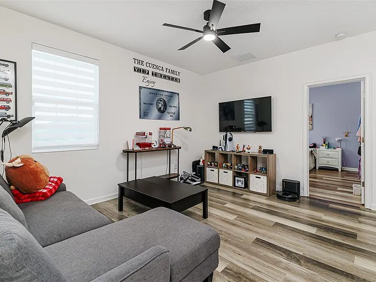 813 Grazie Loop — Photo 19