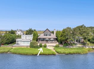 210 Towd Point Rd, Southampton, NY 11968