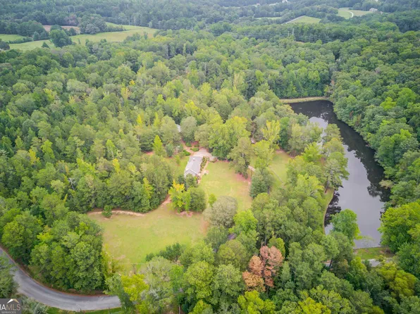 675 Hale I Dr, Oxford, GA 30054