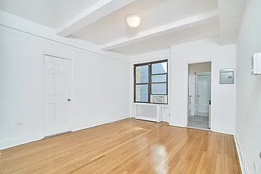 Rented by Living New York