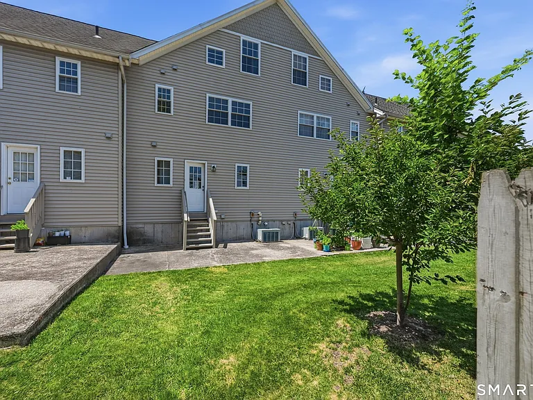 1 Union Ave #11 — Photo 14