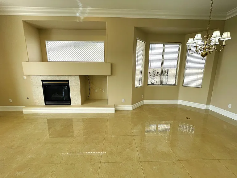 231 Cliff Valley Dr — Photo 13