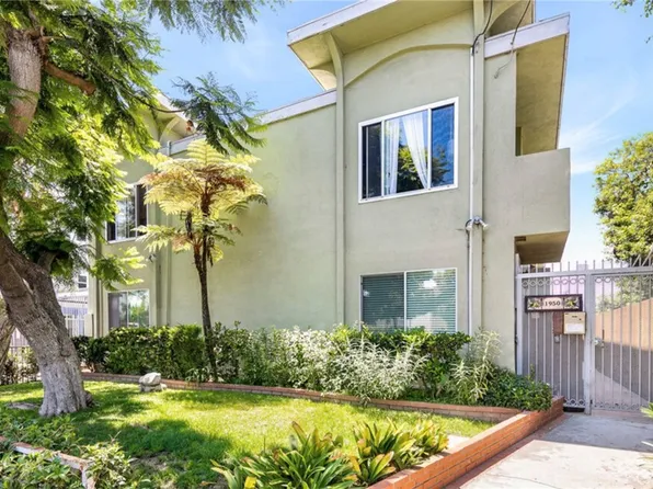 1950 Cloverfield Blvd Unit 15, Santa Monica, CA 90404