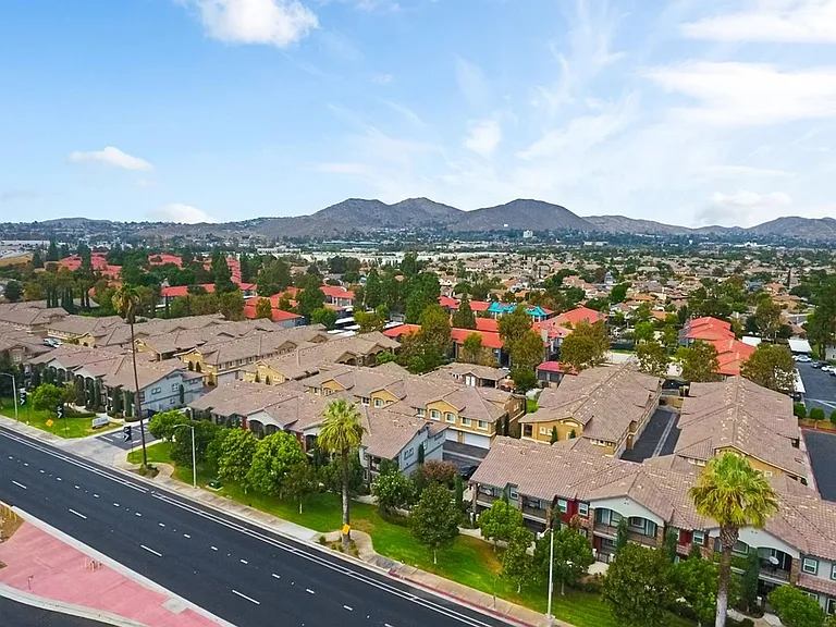 Corona Pointe Resort — Photo 84