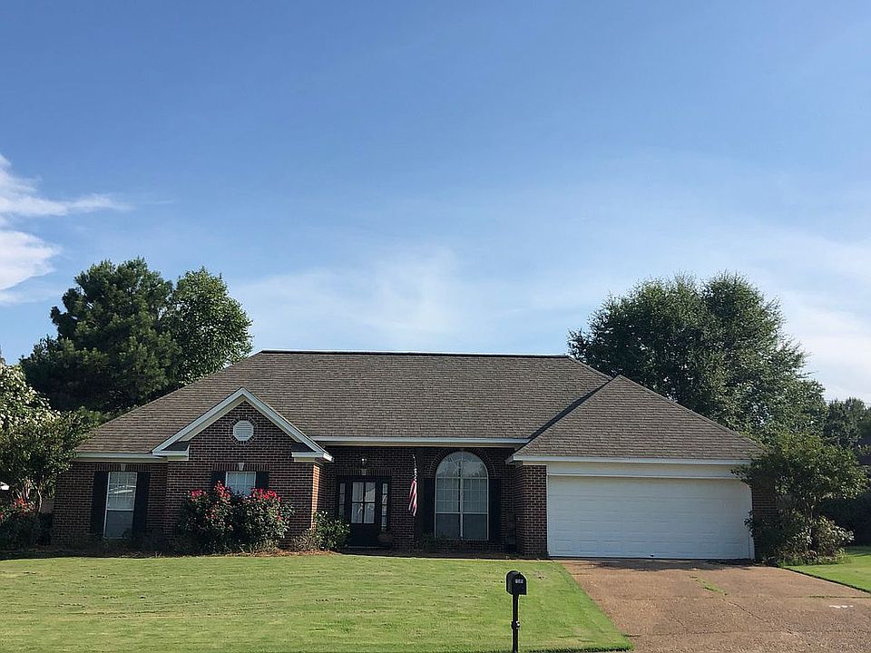 1st image of 139 Stratford Dr