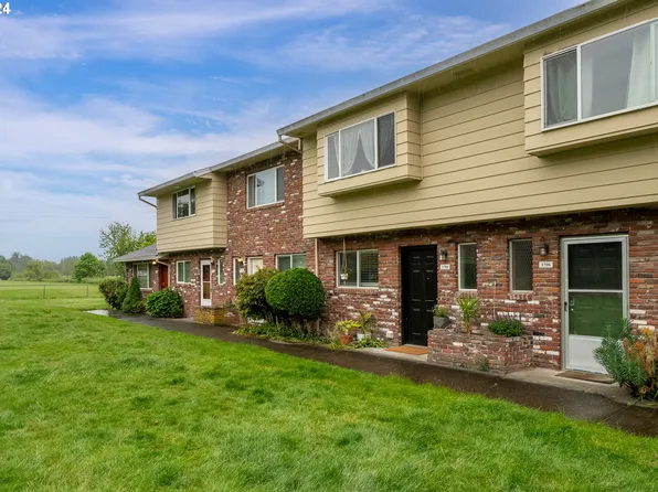 1708 NE Hogan Dr #110, Gresham, OR 97030