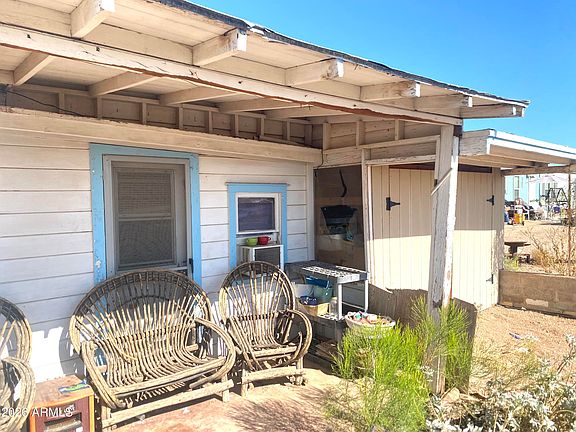 5th image of 2286 E BROADWAY Avenue