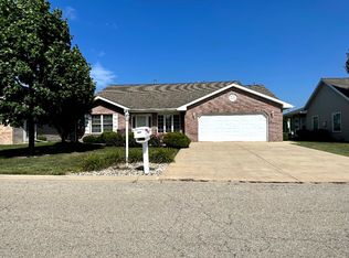 2307 Liberty Ln, Peru, IL 61354