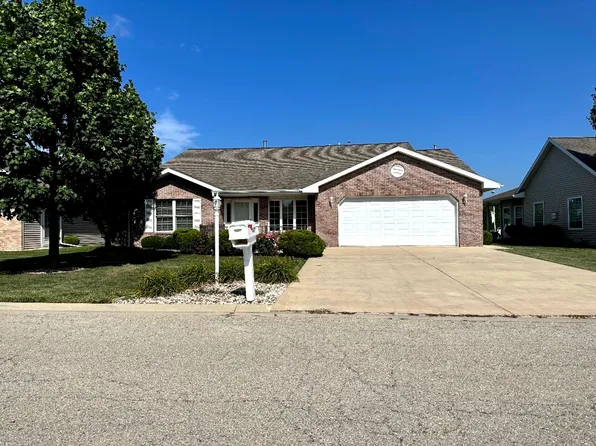 2307 Liberty Ln, Peru, IL 61354