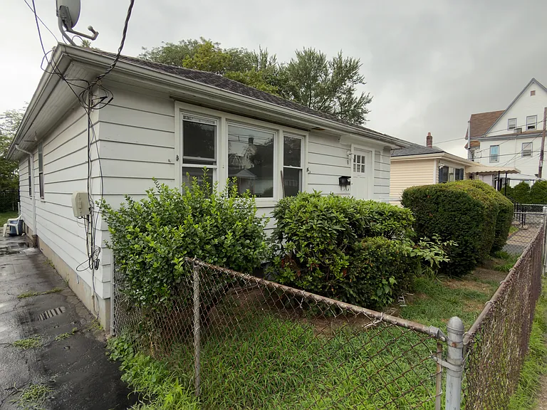 11 Albert Pl #1 — Photo 9