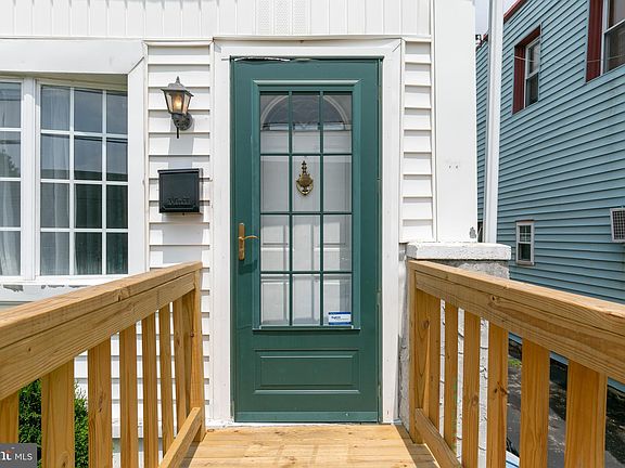 4th image of 344 Powhattan Ave