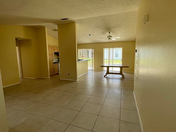 4th image of 2802 SE Awin Lane
