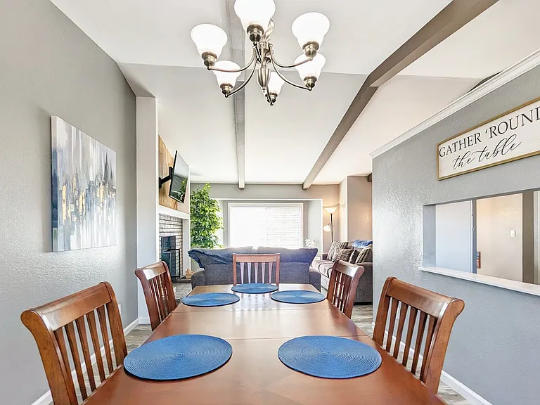 3330 Mirage Dr — Photo 24