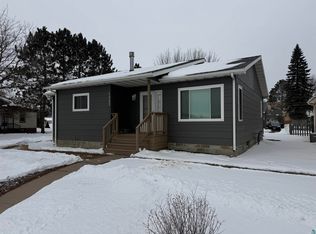 1321 13th St S, Virginia, MN 55792