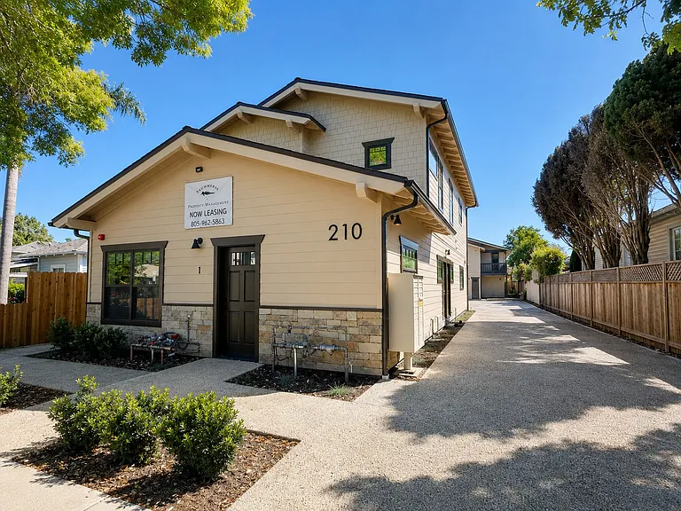 210 S Voluntario St #8 — Photo 1