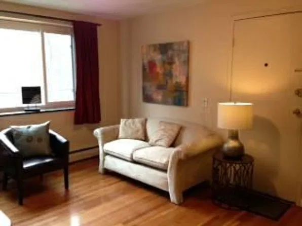 200 Kent St #11, Brookline, MA 02446