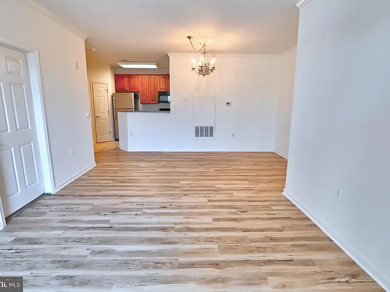 21216 McFadden Sq #108 — Photo 5