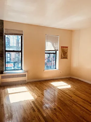 Rented by Real Broker NY LLC | media 22