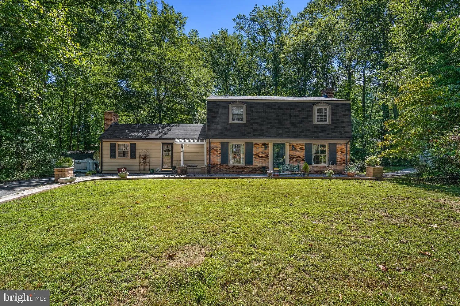 18001 Brooke Farm Dr photo 1