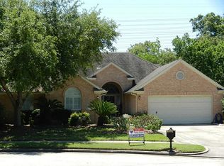 2409 Lake Front Ct, League City, TX 77573