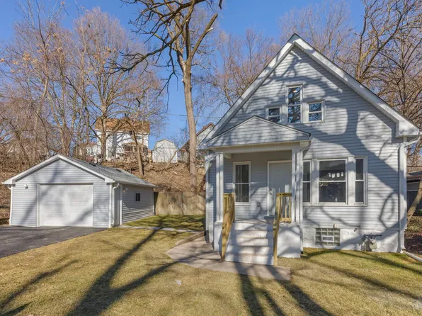 511 Emmett St, Joliet, IL 60436