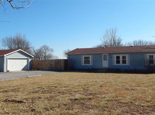 11047 SW 144th Ter, Augusta, KS 67010