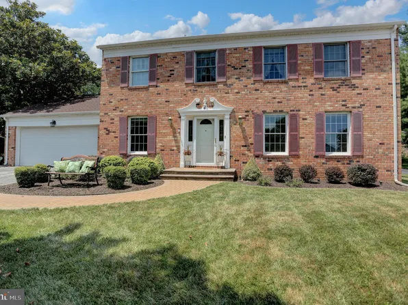 4 Teaneck Ct, Lutherville Timonium, MD 21093