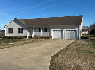204 Joanna Dr, Elizabeth City, NC 27909