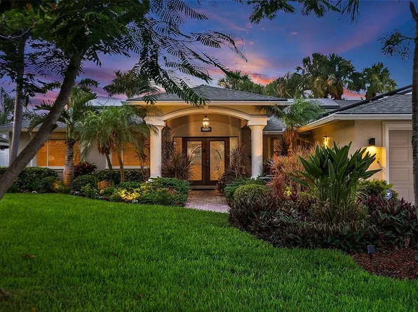 8009 13TH AVENUE S, ST PETERSBURG, FL 33707