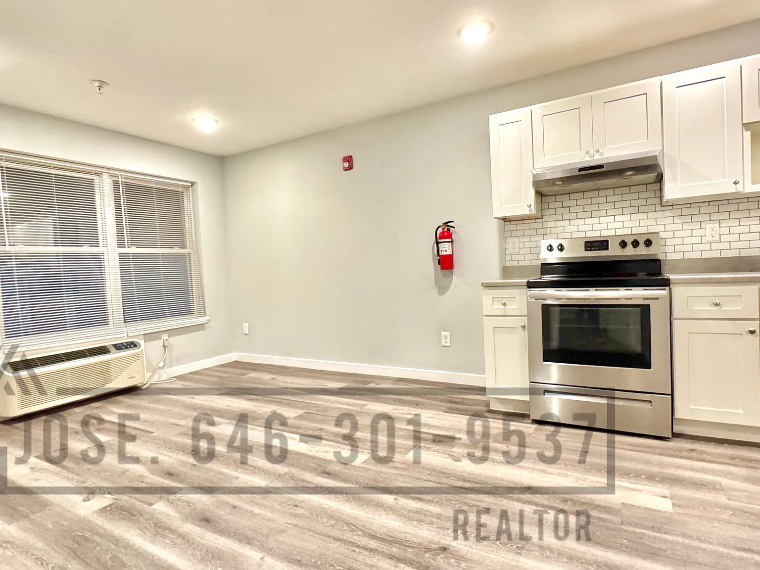 1 bed, $1,818 — Photo 3