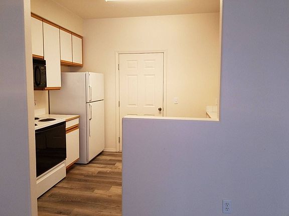 4th image of 1706/1708 W Peninsula Dr