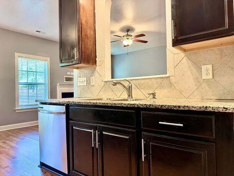 4601 Fonso Dr — Photo 12
