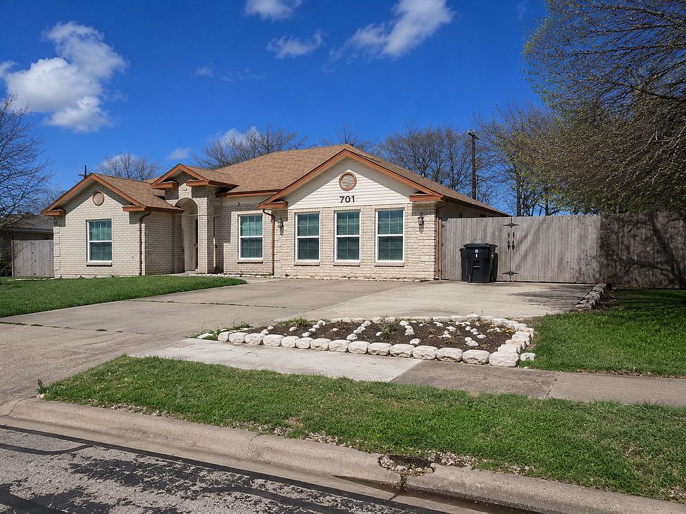 1st image of 701 Lisa Ln