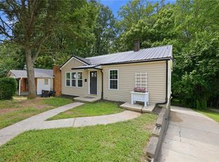 1304 Thurmond St, Winston Salem, NC 27105