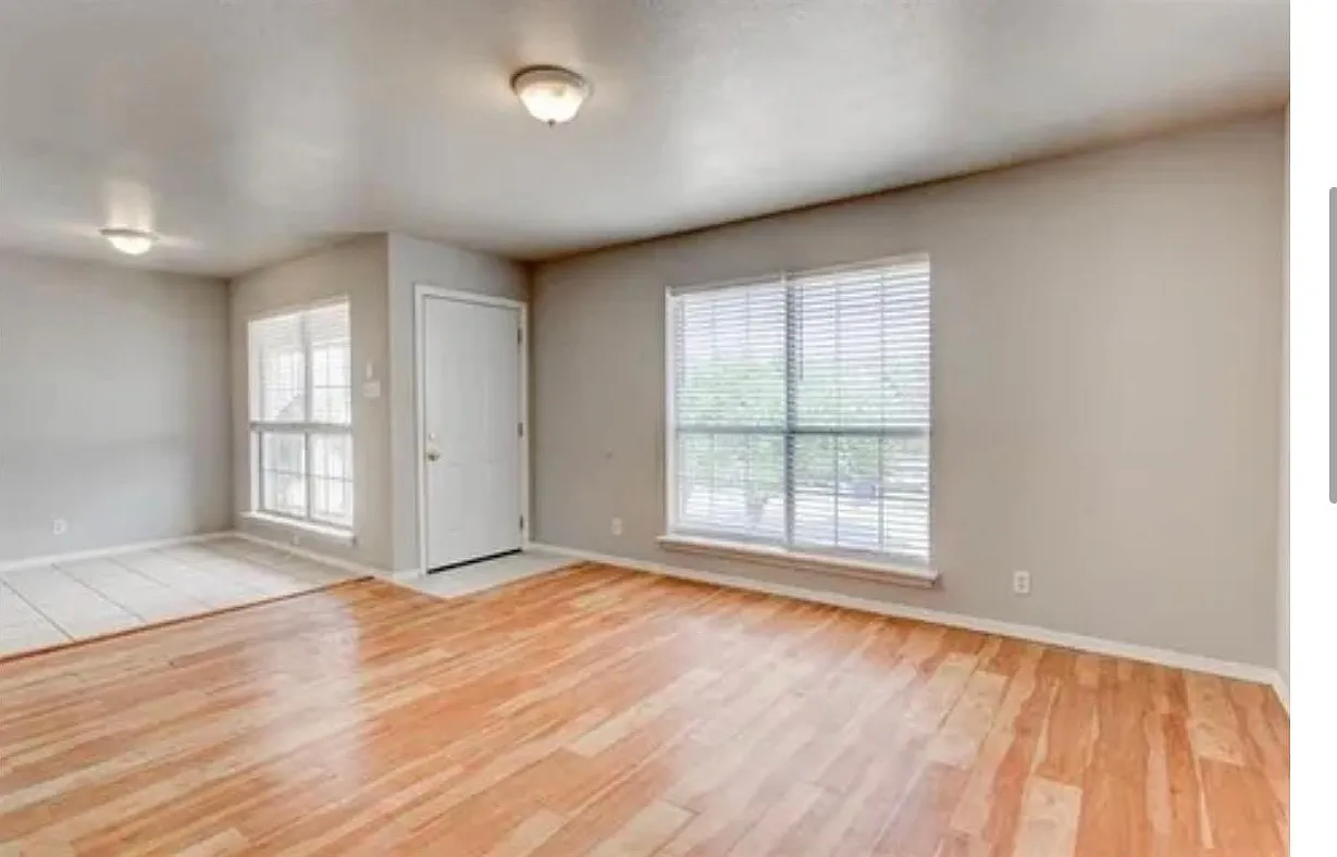 609 Race St — Photo 4