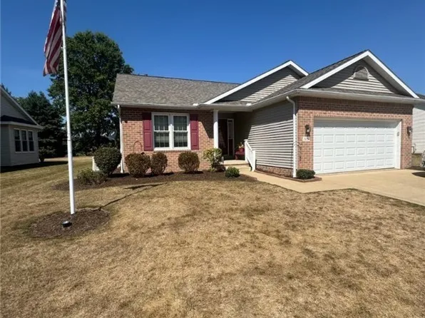 1415 Presidents St, Louisville, OH 44641