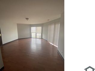 3141 W Madison St #203, Chicago, IL 60612