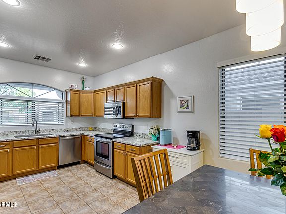 2nd image of 21276 E STONE CREST Drive