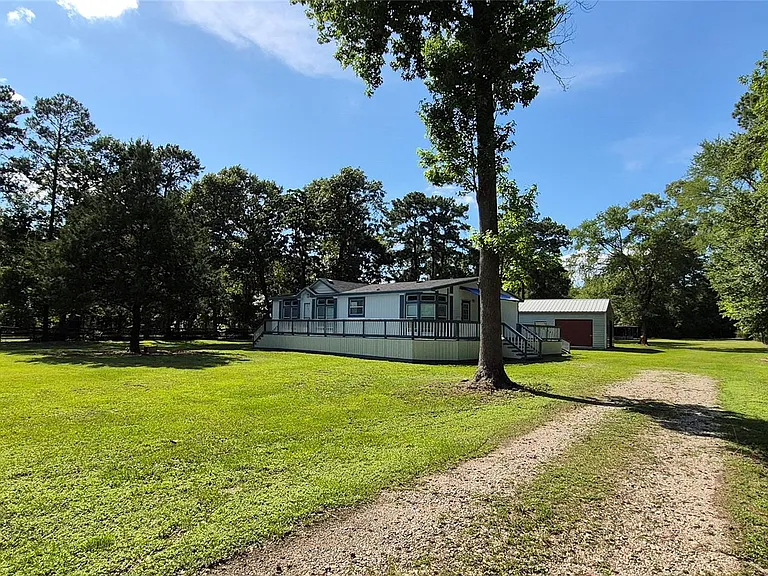 24430 Oak Hollow Blvd — Photo 2