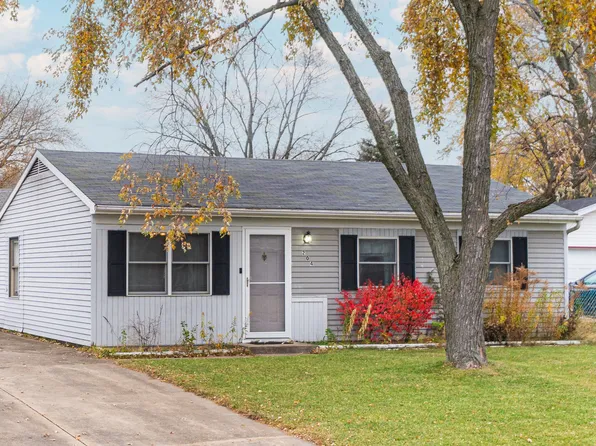 204 Hampdon Ct, Bolingbrook, IL 60440