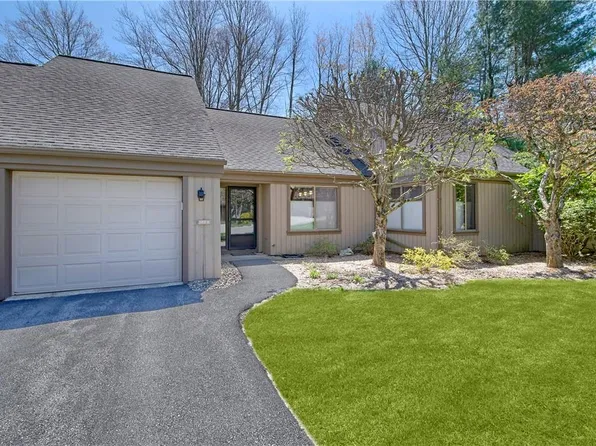 368 Heritage Hills #B, Somers, NY 10589