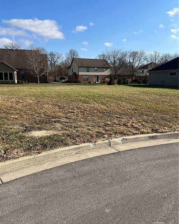 1st image of 136 Deeter Dr